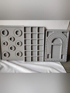 Gray Multi-Compartment Jewelry and Bead Work Tray Set